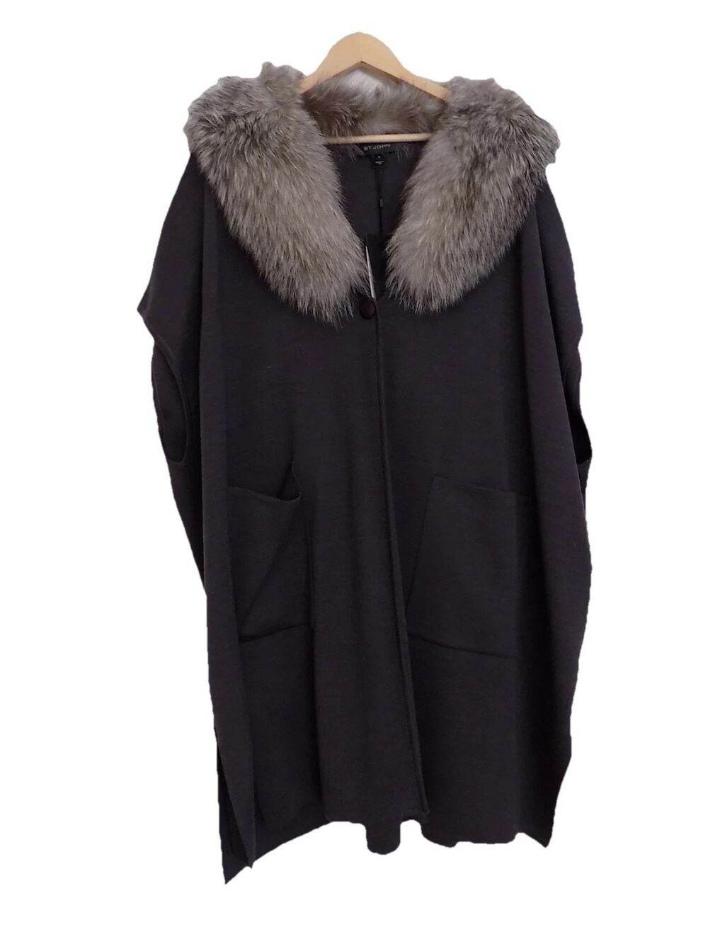 St. John poncho cape with fur collar size Medium NWT